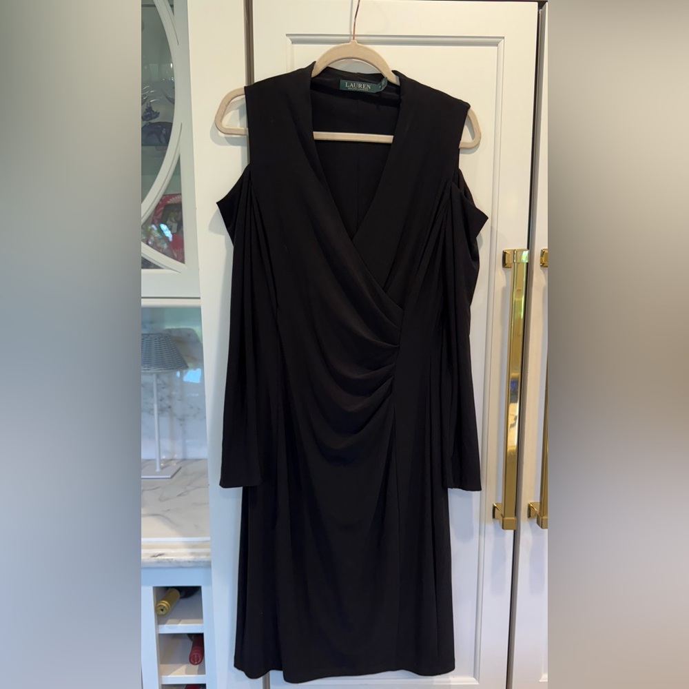 LAUREN RALPH LAUREN BLACK OPEN-SHOULDER COCKTAIL DRESS, Size M •NWOT•